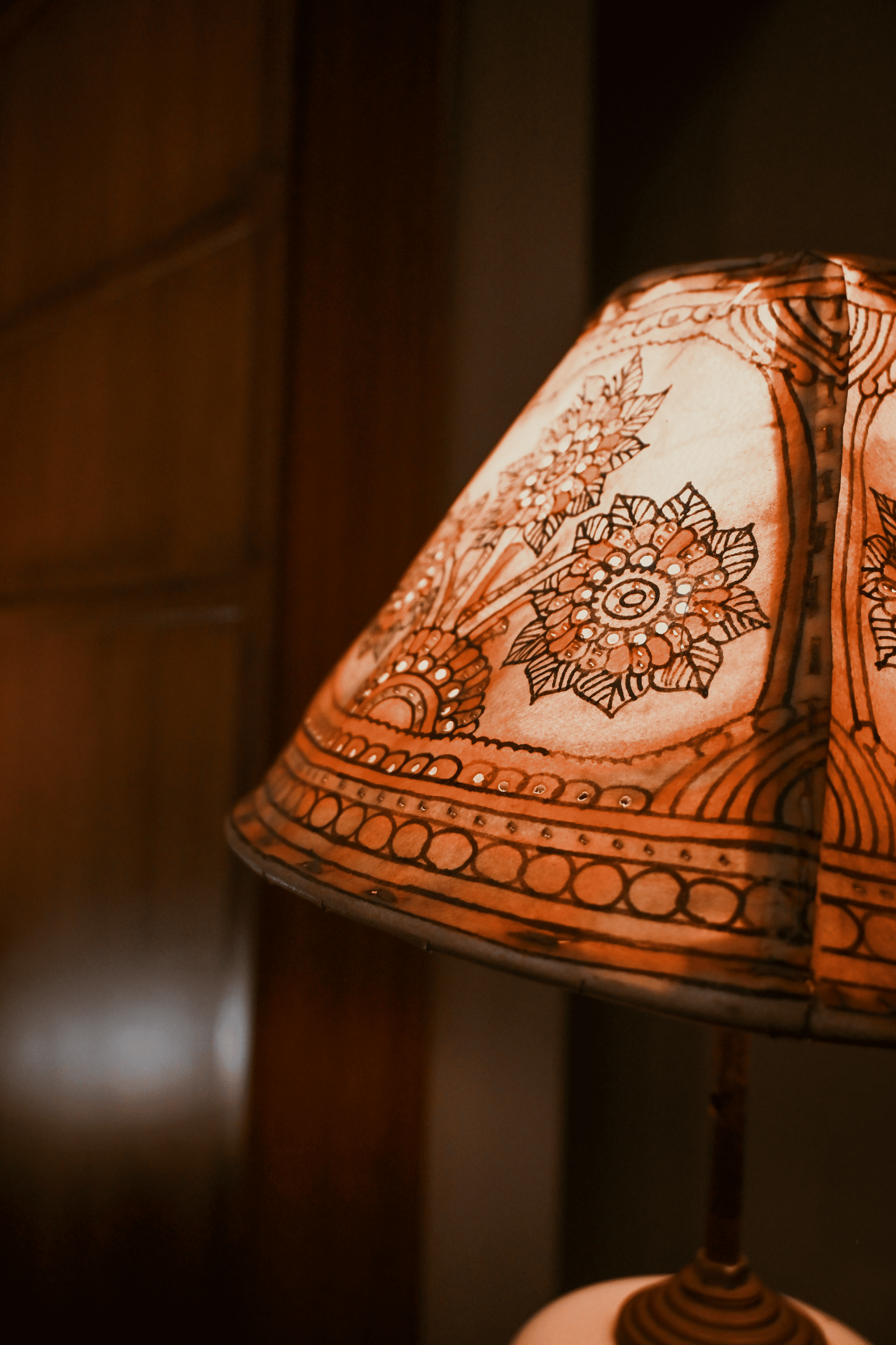 Shadow Song - Leather Shade Table Lamp
