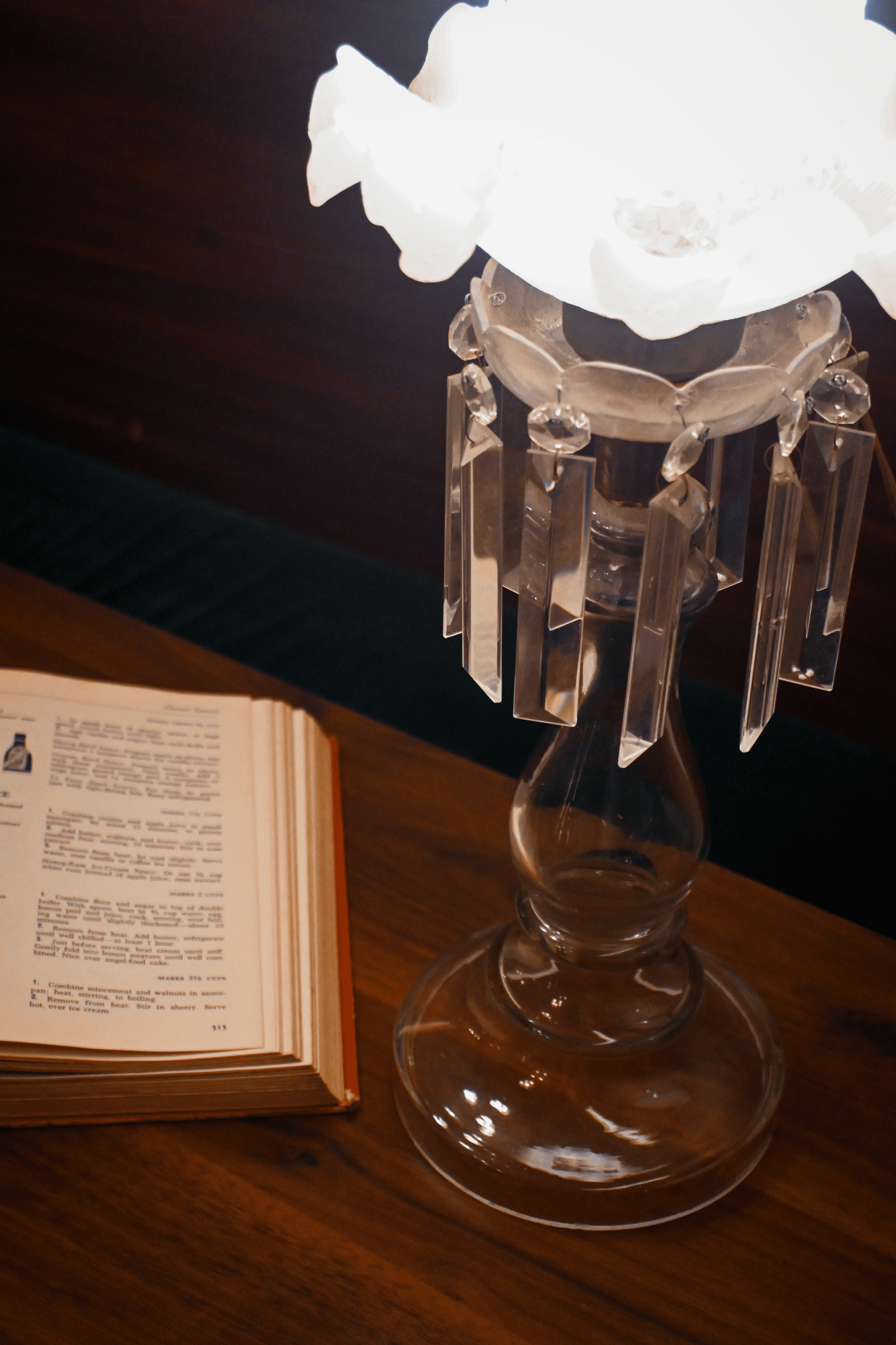 Empire Reign - Crystal Table Lamp