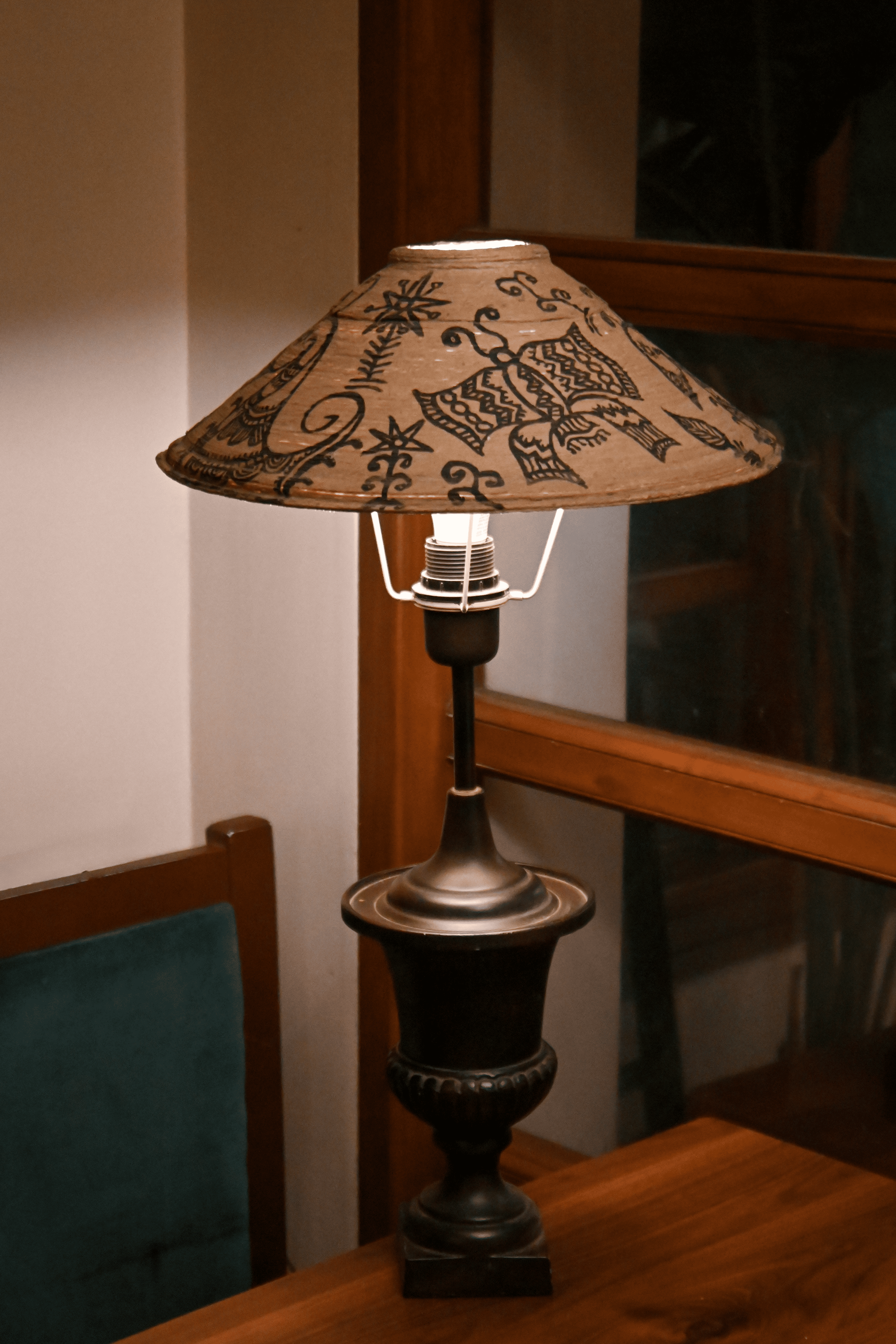 Governor's Lamp - Cast Metal urn Lamp