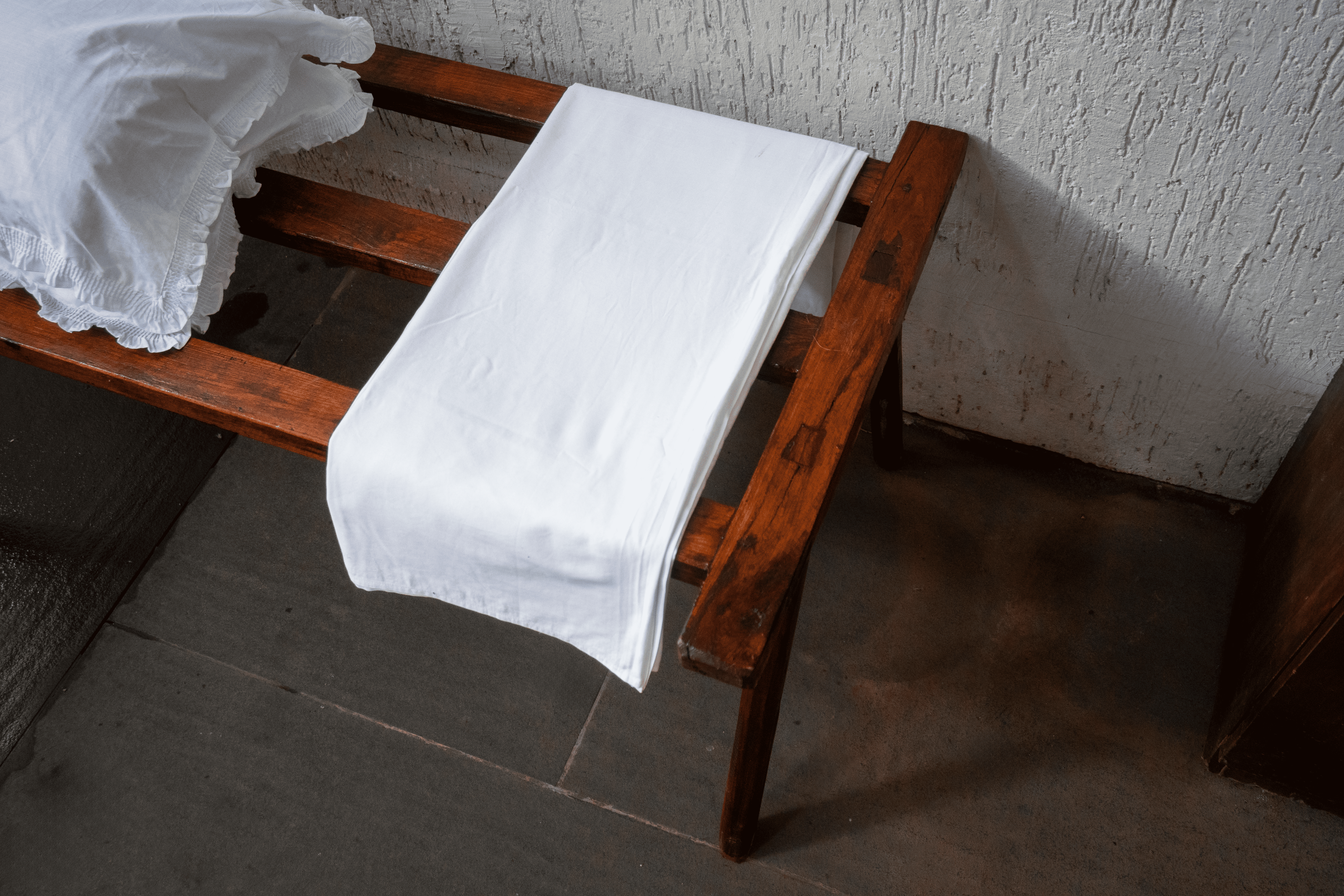 The Deccan Rest - Maharashtrian Bedding Table