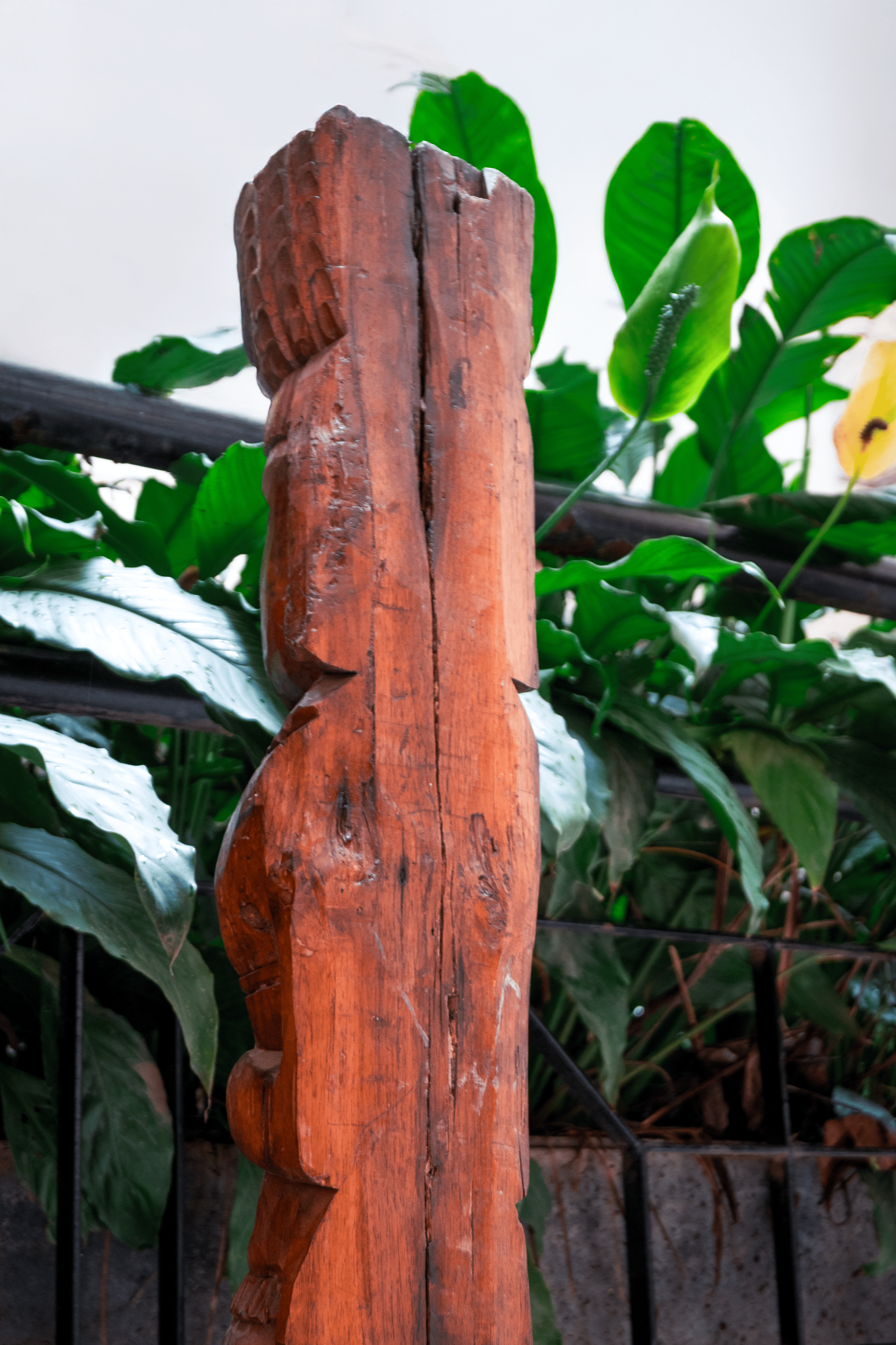 Tribal Guardian - Temple Post