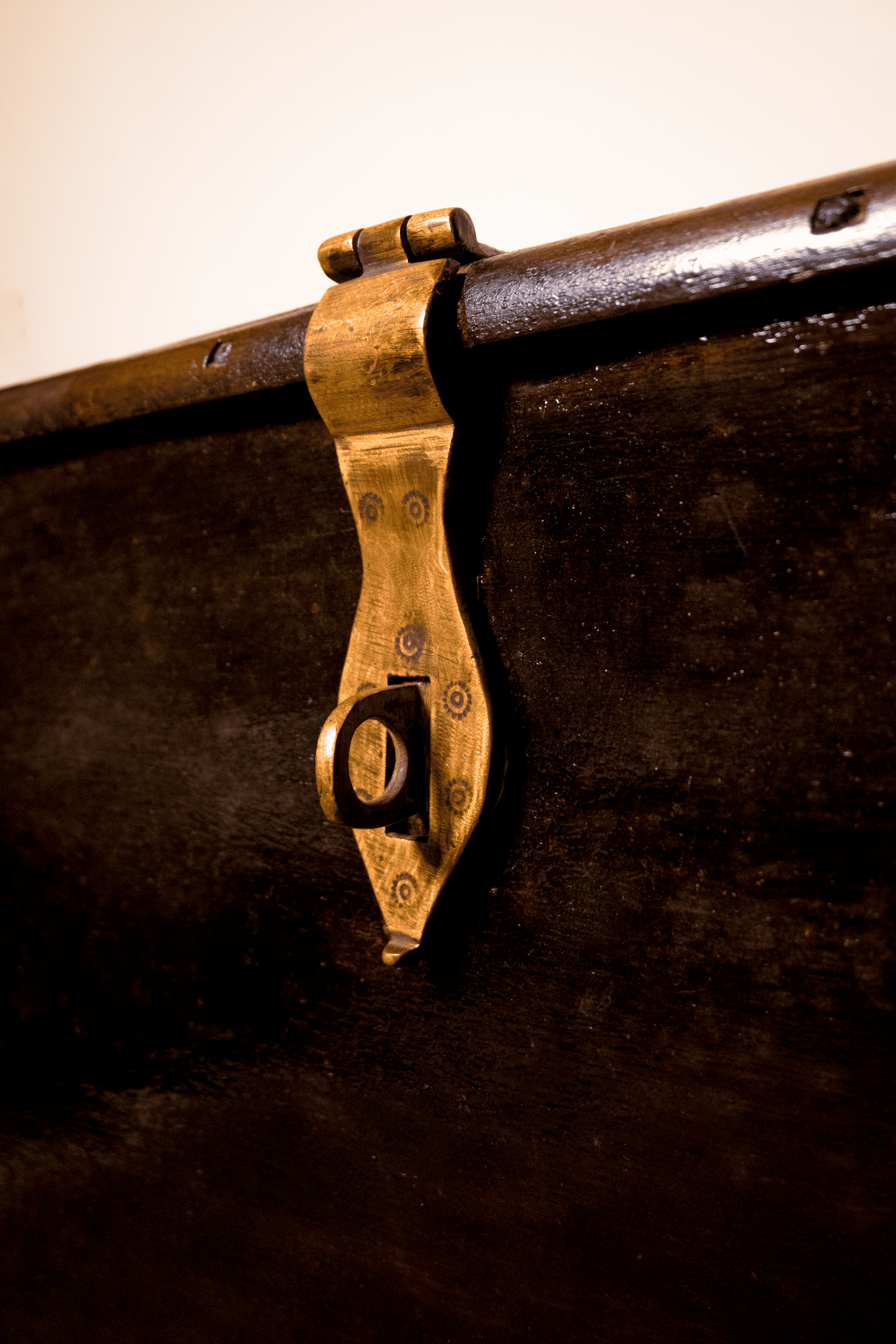 Viceroy’s Vault – Old-Growth Teak Campaign Chest / Brass-Bound Trunk