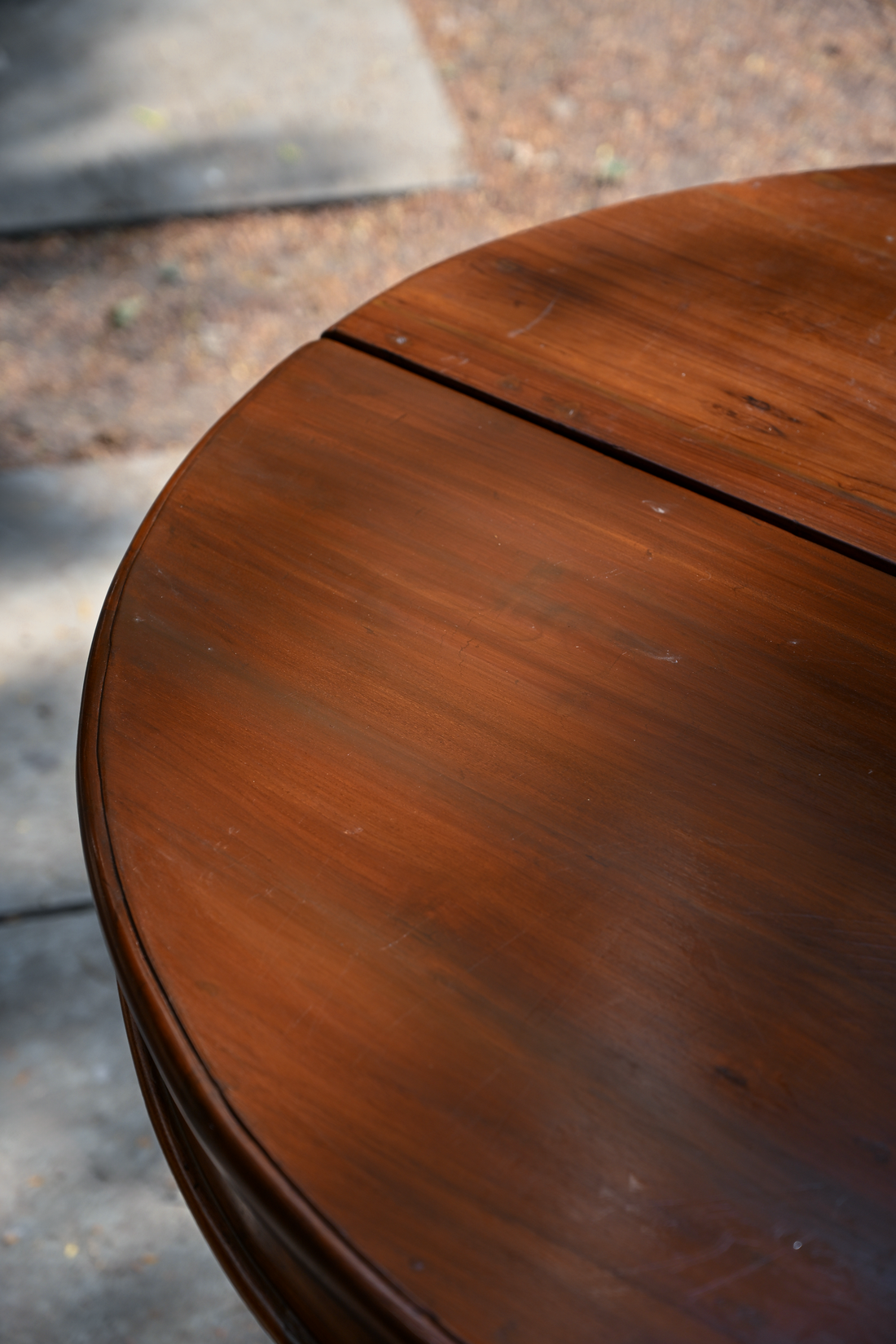 DEMILUNE HALF-MOON CONSOLE TABLE