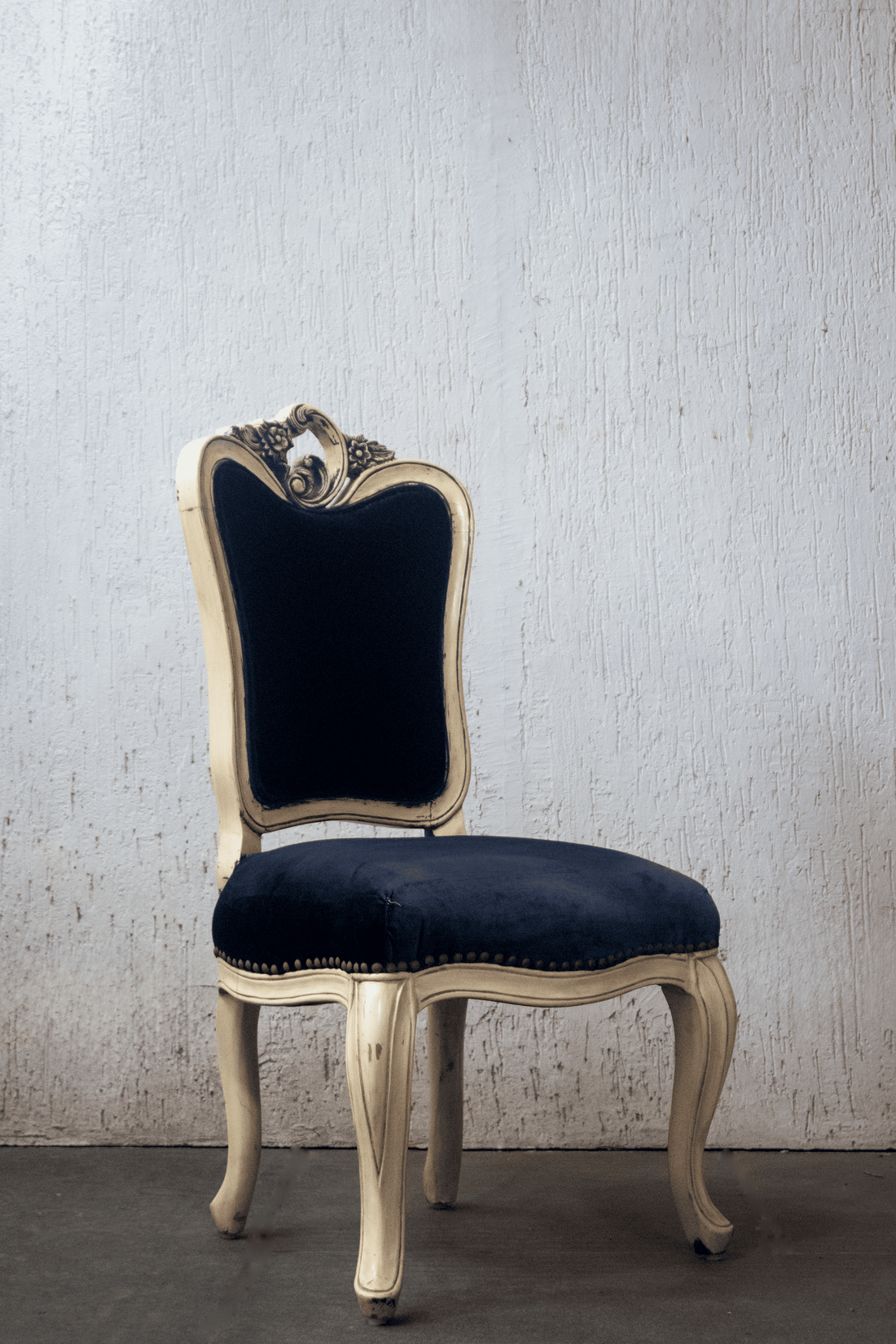 Zebra Majesty - Victorian Ivory Accent Chair