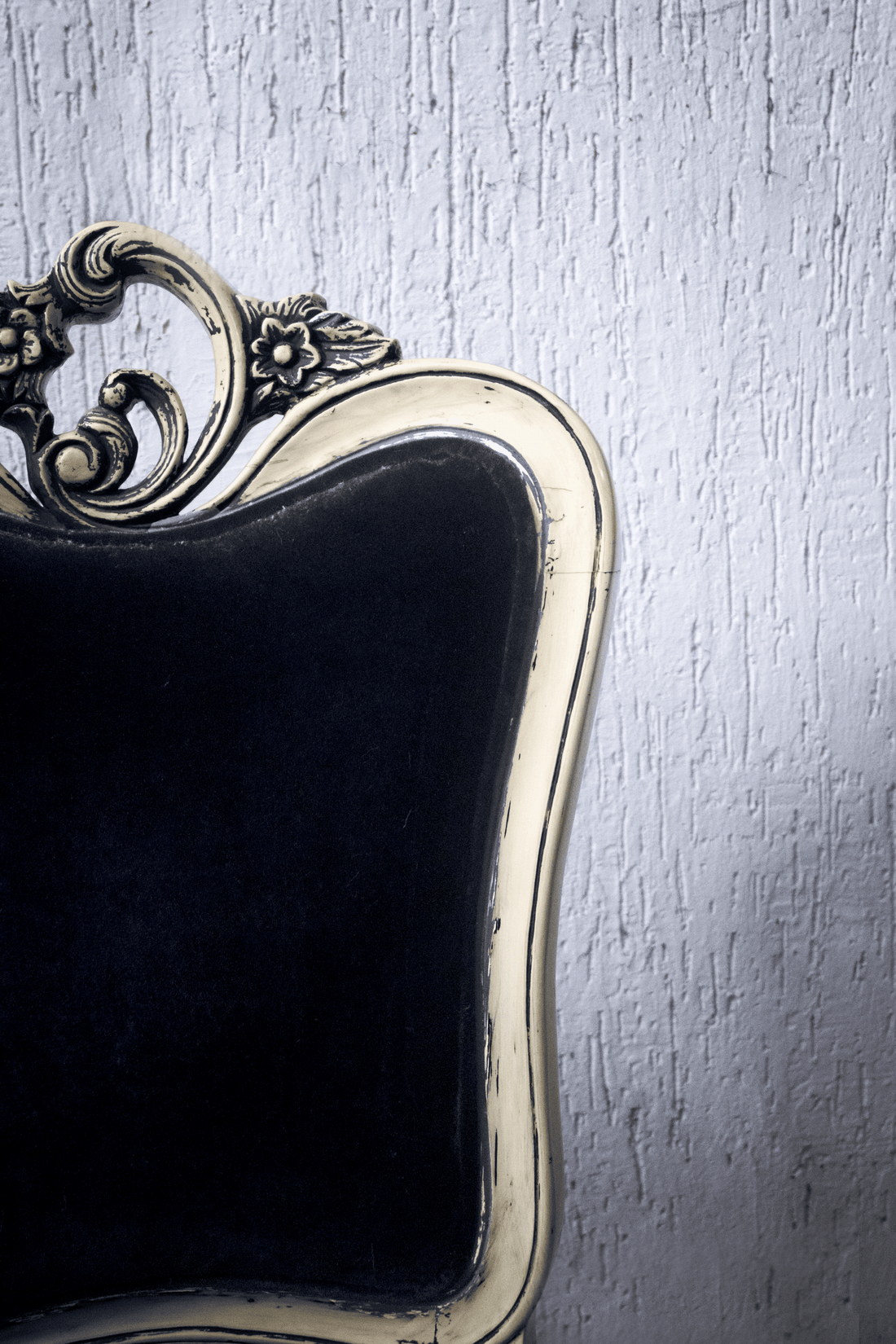 Zebra Majesty - Victorian Ivory Accent Chair